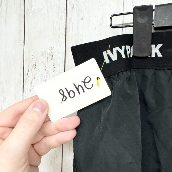 Ivy Park Short Women Size Large Black Athletic Elastic Waist Logo Shorts Casual - Picture 7 of 7